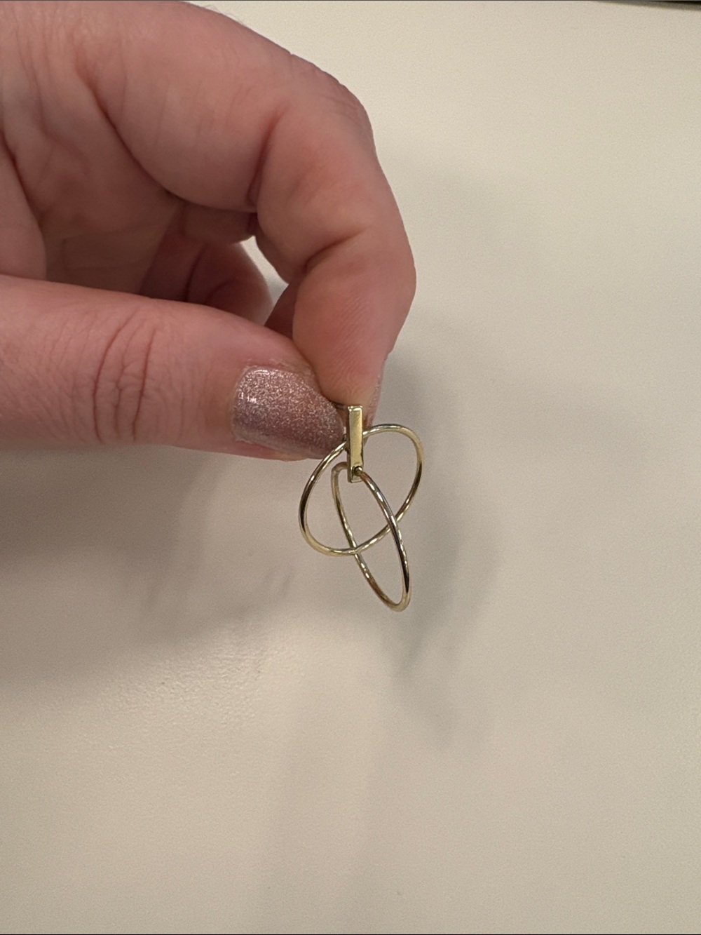Gold-Tone Interlocking Loop Pendant Necklace